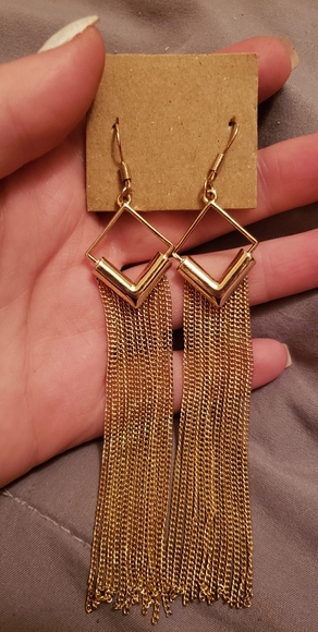 Dangling Chain Earrings - Picture 1 of 2